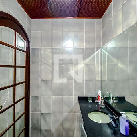 Casa à venda com 400m², 5 quartos e 3 vagasLavabo