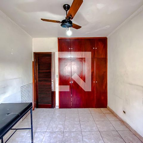 Casa à venda com 400m², 5 quartos e 3 vagasQuarto 4