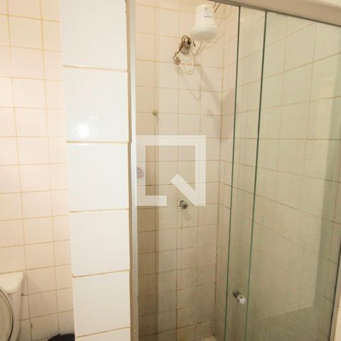 Casa à venda com 420m², 5 quartos e 3 vagasBanheiro 1