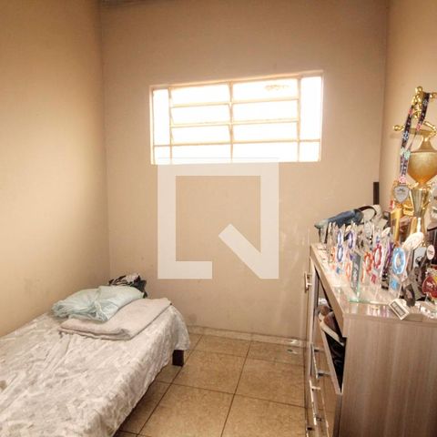 Casa à venda com 420m², 5 quartos e 3 vagasQuarto 2