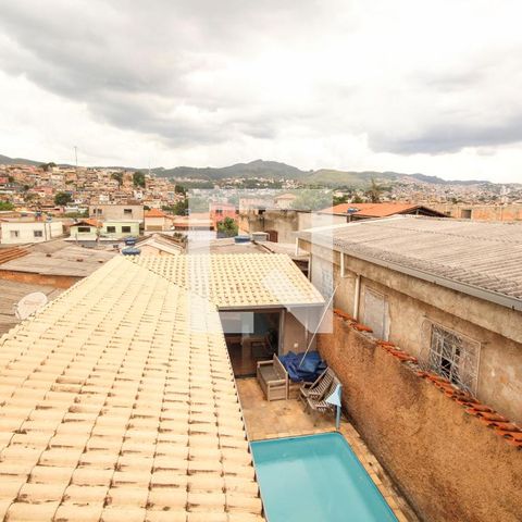 Casa à venda com 420m², 5 quartos e 3 vagasVista