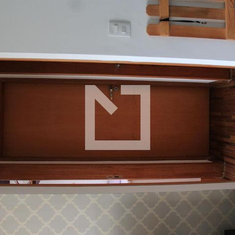 Apartamento à venda com 130m², 2 quartos e 2 vagasCorredor