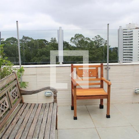 Apartamento à venda com 130m², 2 quartos e 2 vagasVaranda