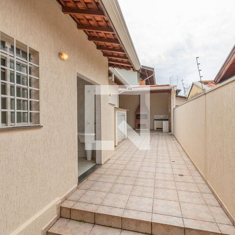 Casa à venda com 190m², 4 quartos e 3 vagasQuintal 