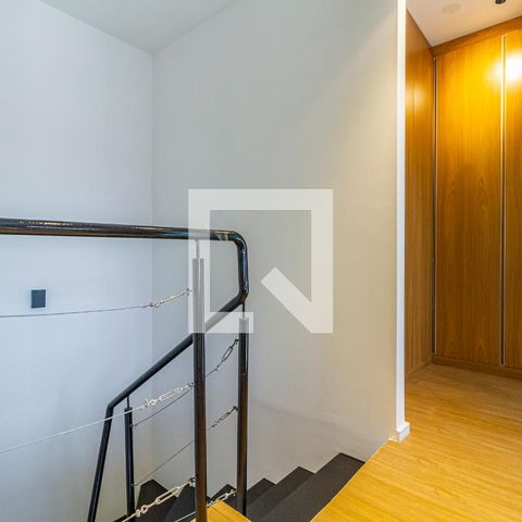 Apartamento à venda com 130m², 2 quartos e 1 vagaSuíte