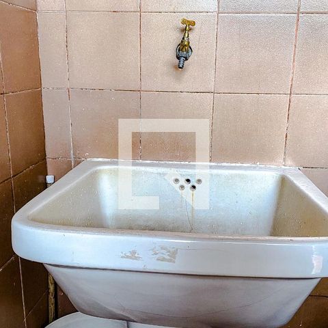 Casa para alugar com 600m², 8 quartos e 15 vagasÁrea de Serviço