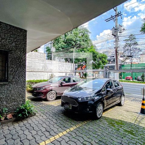 Casa para alugar com 600m², 8 quartos e 15 vagasGaragem