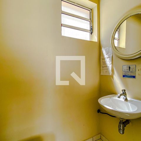Casa para alugar com 600m², 8 quartos e 15 vagasBanheiro 3