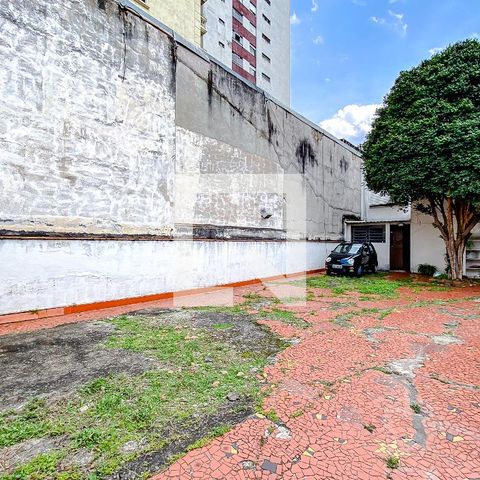 Casa para alugar com 600m², 8 quartos e 15 vagasÁrea externa