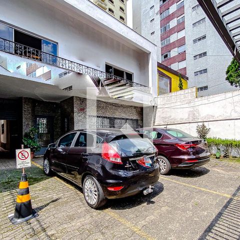 Casa para alugar com 600m², 8 quartos e 15 vagasGaragem