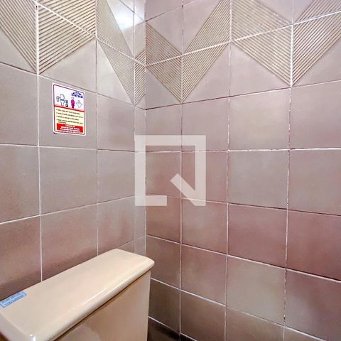 Casa para alugar com 600m², 8 quartos e 15 vagasBanheiro 4