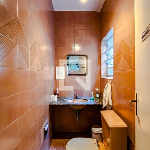 Casa para alugar com 600m², 8 quartos e 15 vagasBanheiro 6