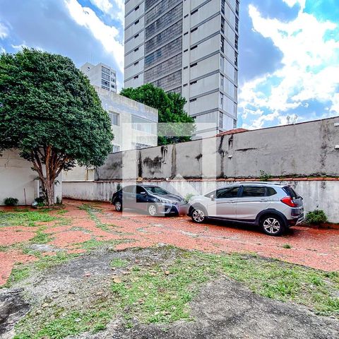 Casa para alugar com 600m², 8 quartos e 15 vagasÁrea externa