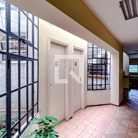 Casa para alugar com 600m², 8 quartos e 15 vagasHall