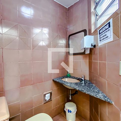 Casa para alugar com 600m², 8 quartos e 15 vagasBanheiro 4