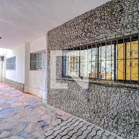 Casa para alugar com 600m², 8 quartos e 15 vagasÁrea externa