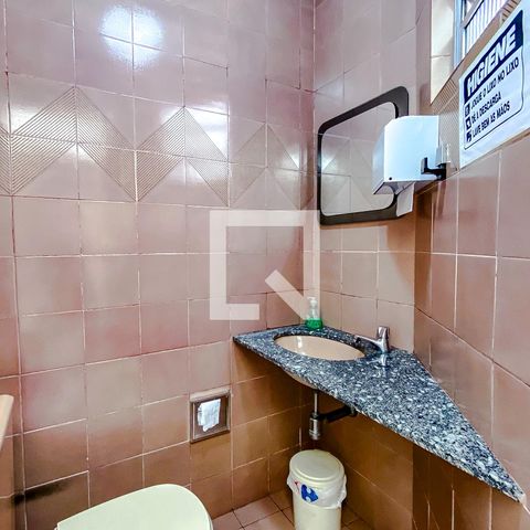 Casa para alugar com 600m², 8 quartos e 15 vagasBanheiro 4