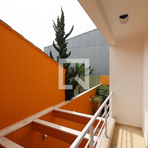 Casa à venda com 300m², 3 quartos e 4 vagasEscritório Sacada