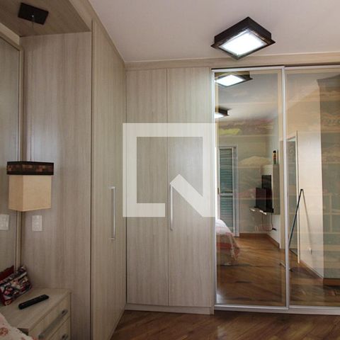 Casa à venda com 300m², 3 quartos e 4 vagasSuíte 3