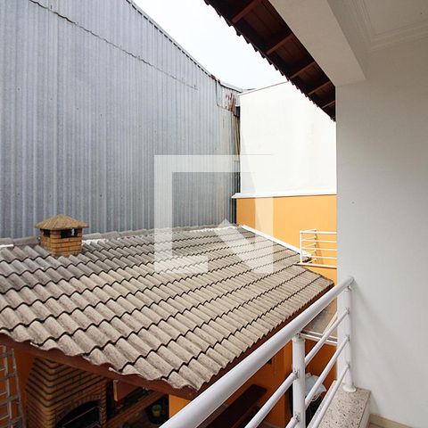 Casa à venda com 300m², 3 quartos e 4 vagasSuíte 2 Sacada