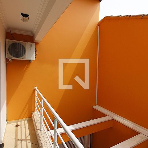 Casa à venda com 300m², 3 quartos e 4 vagasEscritório Sacada