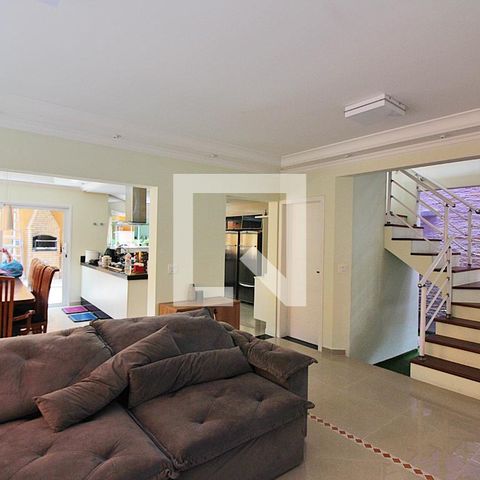 Casa à venda com 300m², 3 quartos e 4 vagasSala 2