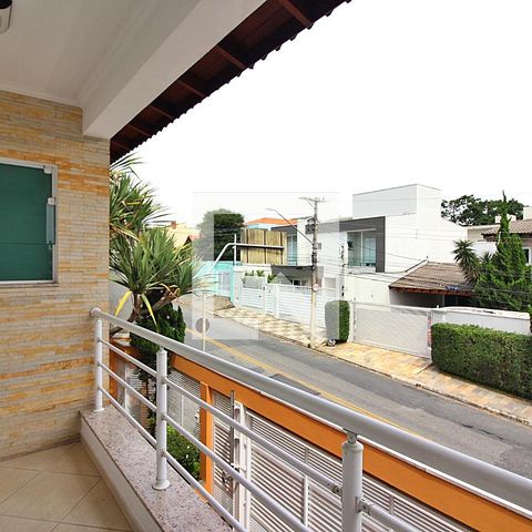 Casa à venda com 300m², 3 quartos e 4 vagasSuíte 1 Sacada