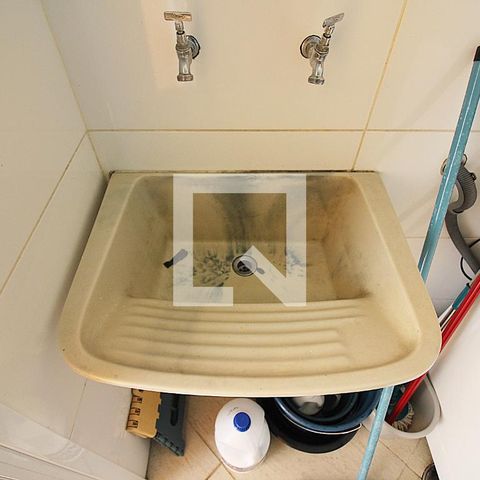 Casa à venda com 300m², 3 quartos e 4 vagasÁrea de Serviço