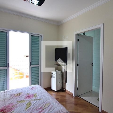 Casa à venda com 300m², 3 quartos e 4 vagasSuíte 2