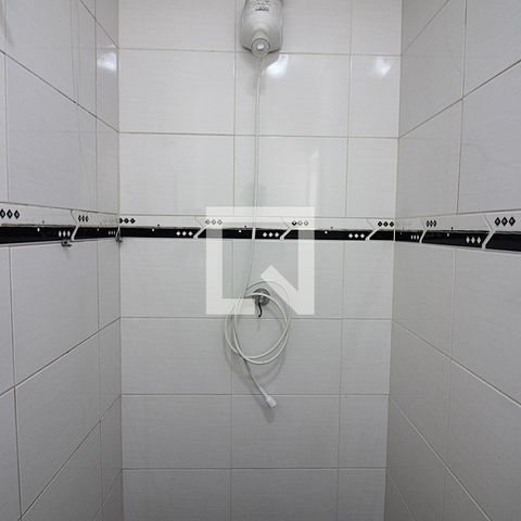 Casa à venda com 300m², 3 quartos e 4 vagasBanheiro de serviço