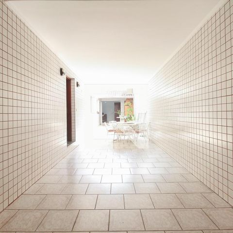Casa à venda com 300m², 4 quartos e 5 vagasQuintal e Churrasqueira 