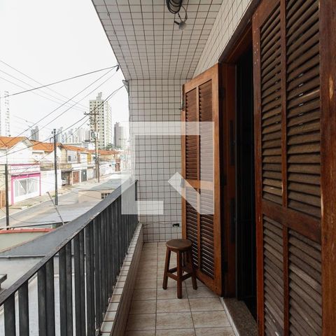 Casa à venda com 300m², 4 quartos e 5 vagasVaranda Suíte 2 e Quarto 2