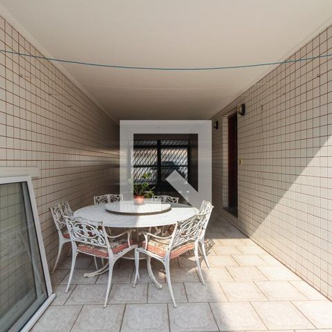 Casa à venda com 300m², 4 quartos e 5 vagasQuintal e Churrasqueira 