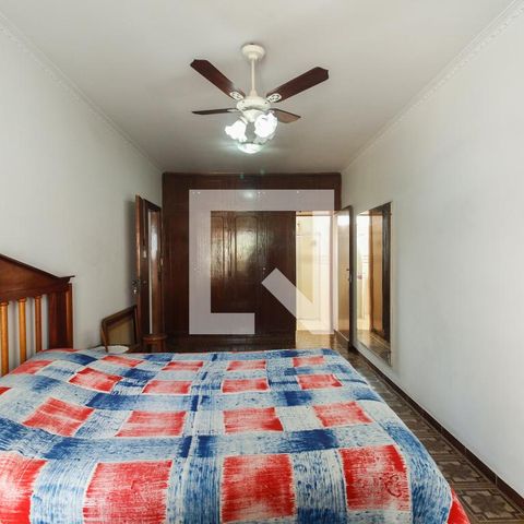 Casa à venda com 300m², 4 quartos e 5 vagasSuíte 2