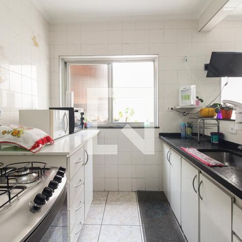 Casa à venda com 300m², 4 quartos e 5 vagasCozinha 