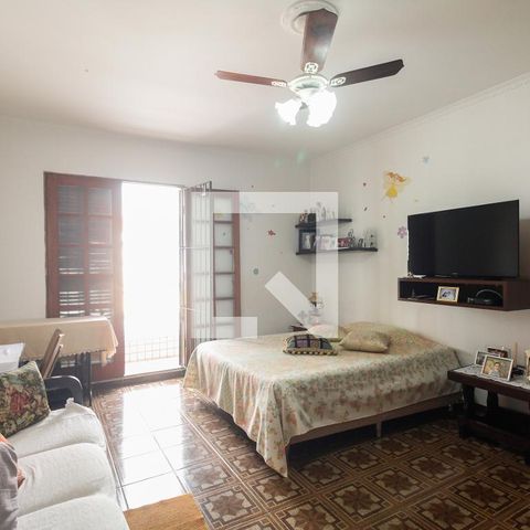 Casa à venda com 300m², 4 quartos e 5 vagasQuarto 2