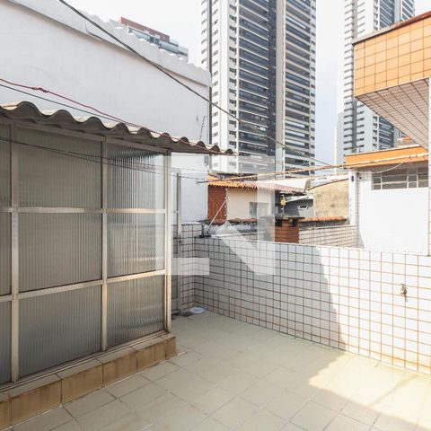 Casa à venda com 300m², 4 quartos e 5 vagasTerraço Quarto de Serviço 