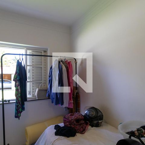 Casa de condomínio à venda com 1080m², 4 quartos e 6 vagasQuarto de serviço
