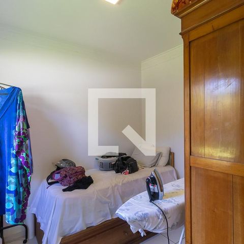 Casa de condomínio à venda com 1080m², 4 quartos e 6 vagasQuarto de serviço