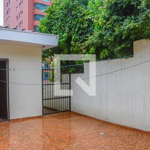 Casa à venda com 264m², 3 quartos e 5 vagasQuintal