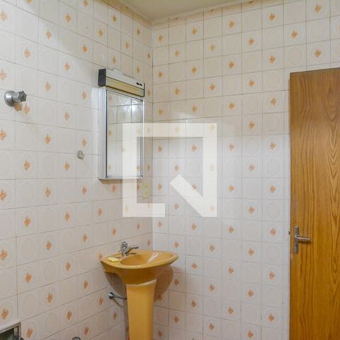 Casa à venda com 264m², 3 quartos e 5 vagasBanheiro 2