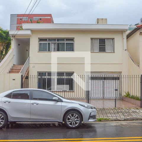Casa à venda com 264m², 3 quartos e 5 vagasFachada