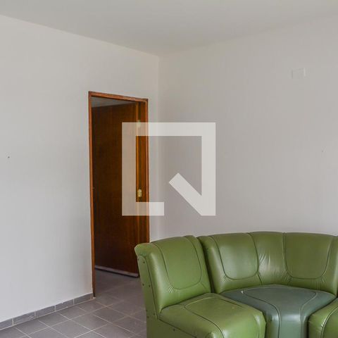 Casa à venda com 264m², 3 quartos e 5 vagasSala 2
