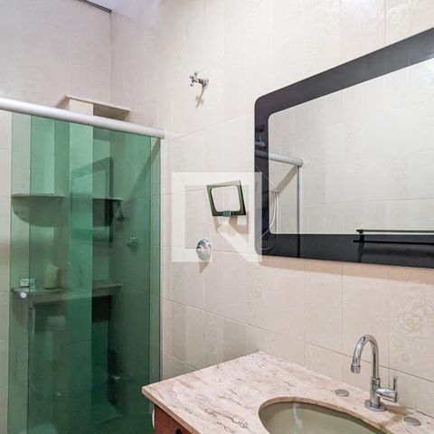 Casa de condomínio à venda com 169m², 3 quartos e 2 vagas Casa de condomínio à venda com 169m², 3 quartos e 2 vagasBanheiro