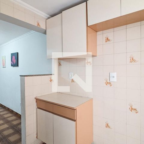 Casa de condomínio à venda com 169m², 3 quartos e 2 vagas Casa de condomínio à venda com 169m², 3 quartos e 2 vagasCozinha da casa 2