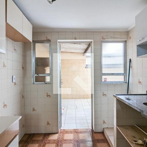 Casa de condomínio à venda com 169m², 3 quartos e 2 vagas Casa de condomínio à venda com 169m², 3 quartos e 2 vagasCozinha da casa 2
