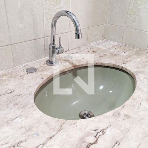 Casa de condomínio à venda com 169m², 3 quartos e 2 vagas Casa de condomínio à venda com 169m², 3 quartos e 2 vagasBanheiro
