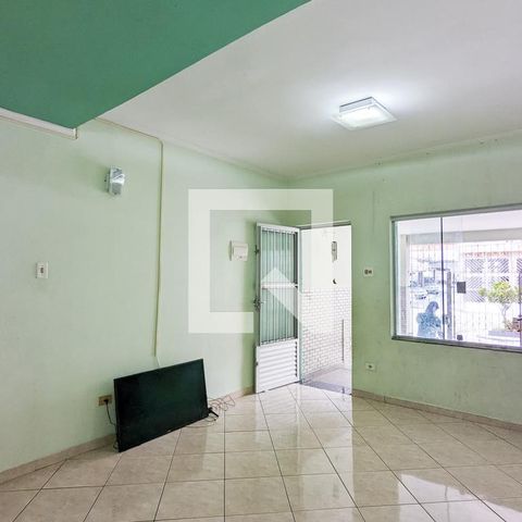 Casa de condomínio à venda com 169m², 3 quartos e 2 vagas Casa de condomínio à venda com 169m², 3 quartos e 2 vagasSala