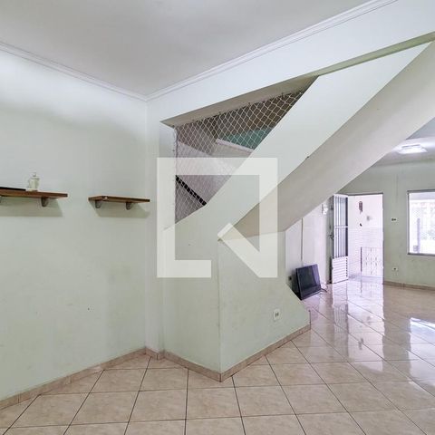 Casa de condomínio à venda com 169m², 3 quartos e 2 vagas Casa de condomínio à venda com 169m², 3 quartos e 2 vagasSala