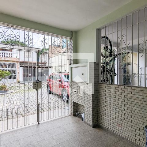 Casa de condomínio à venda com 169m², 3 quartos e 2 vagas Casa de condomínio à venda com 169m², 3 quartos e 2 vagasGaragem